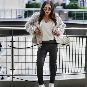 My chic faux fur coat in silver